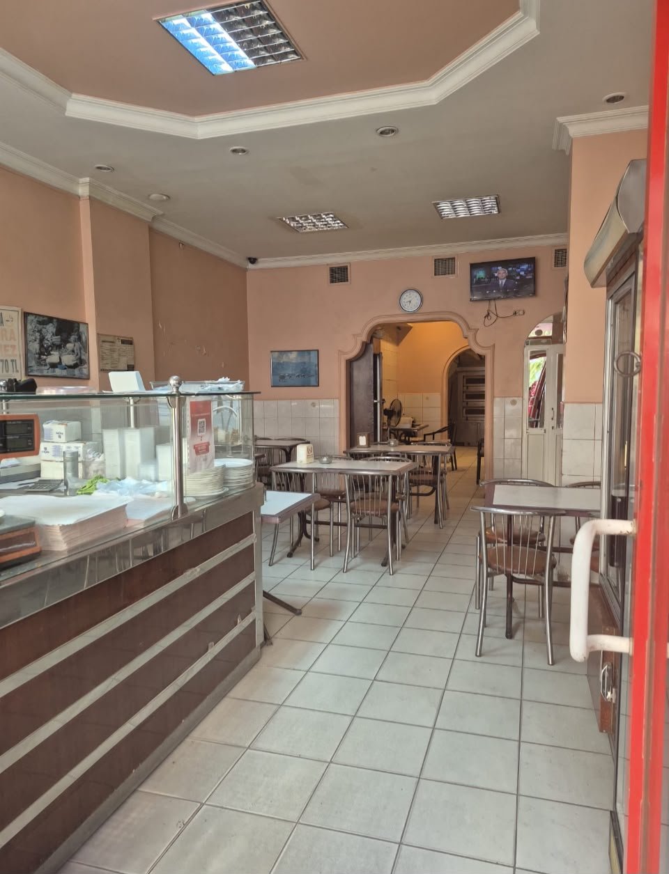 MANDIRA CADDESİ Satılık DÜKKAN